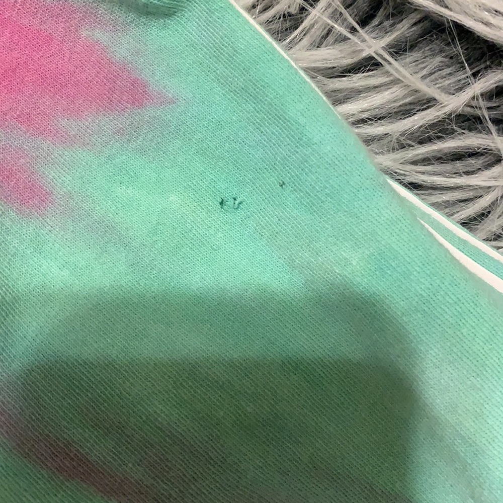 Crop top - Picture 2 of 2